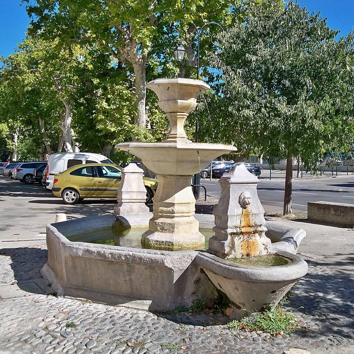 Photo de Fontaine de la Porte-Neuve de Pernes-les-Fontaines